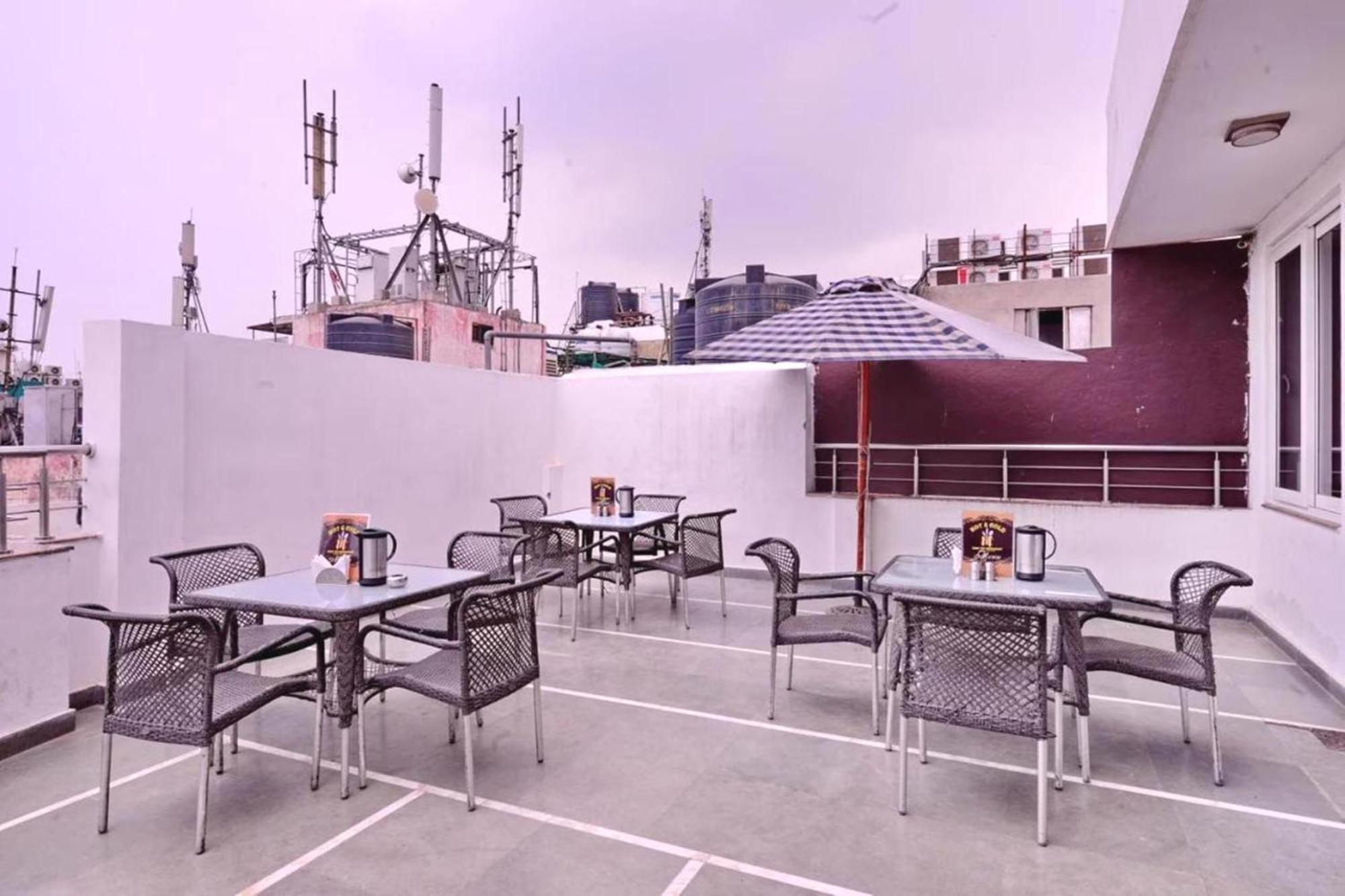 Hotel Emporio View - New Delhi Railway Station - Paharganj المظهر الخارجي الصورة