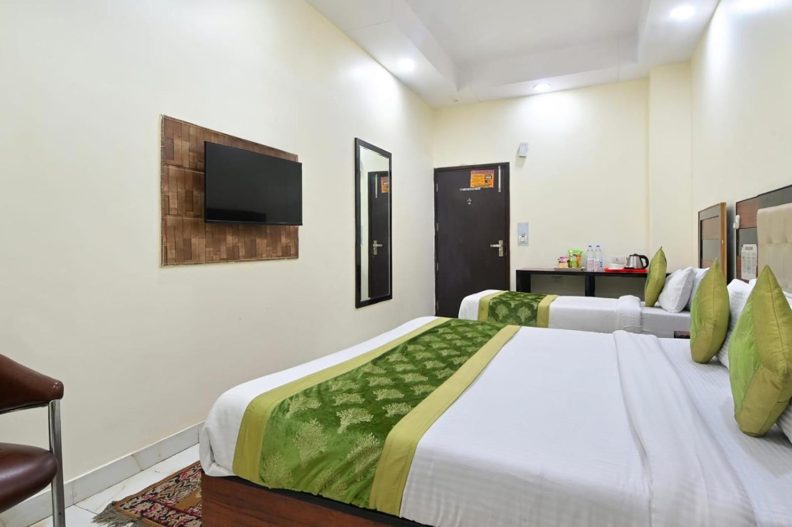 Hotel Emporio View - New Delhi Railway Station - Paharganj المظهر الخارجي الصورة