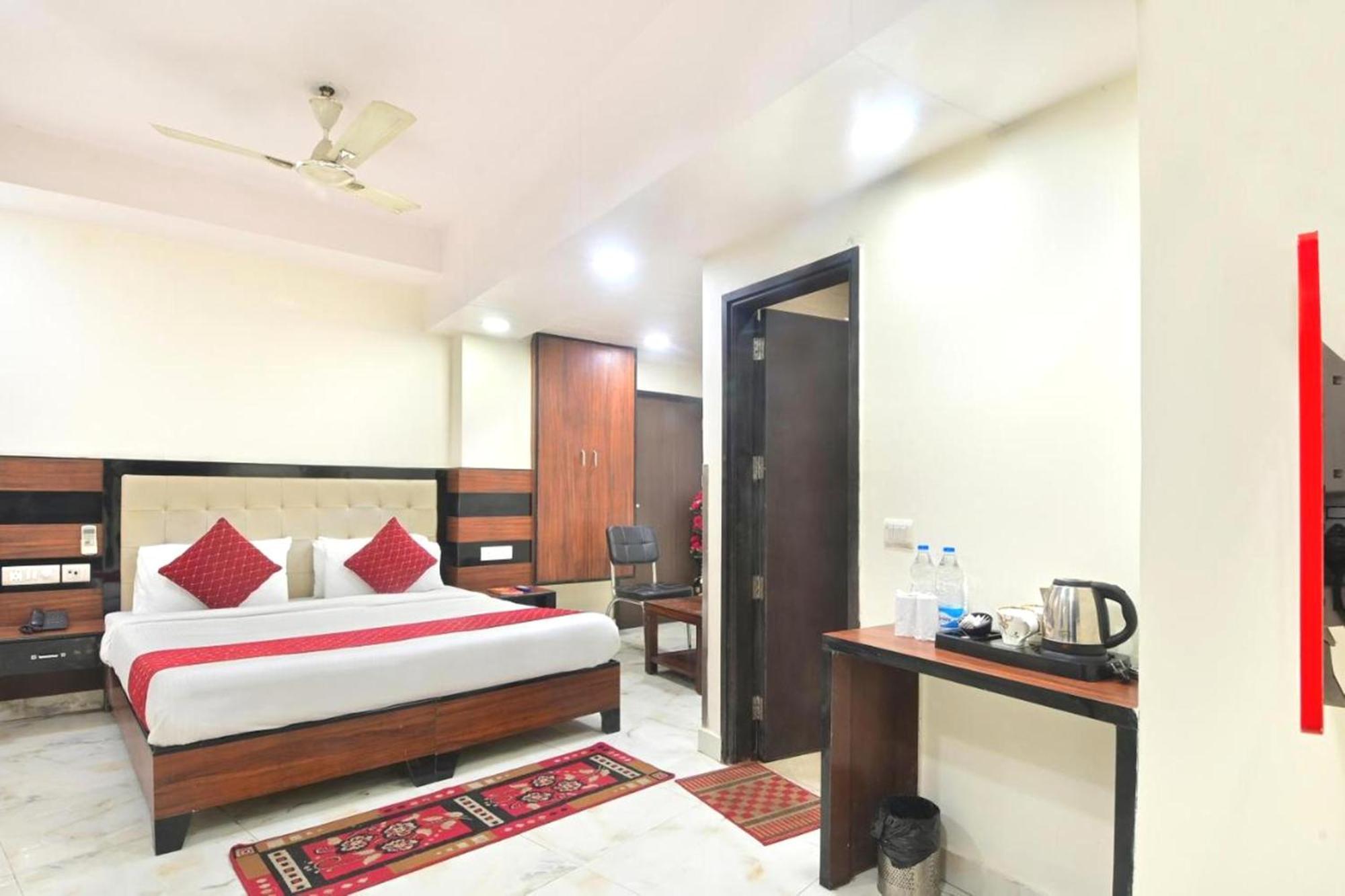Hotel Emporio View - New Delhi Railway Station - Paharganj المظهر الخارجي الصورة