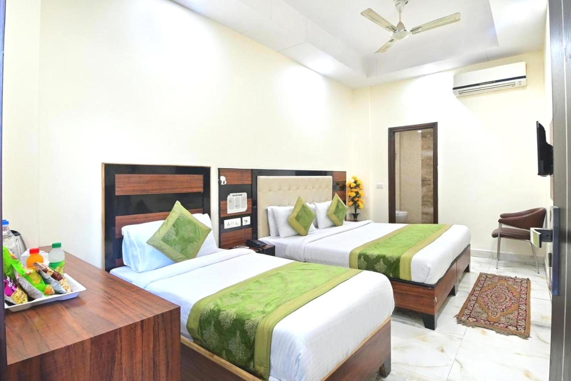 Hotel Emporio View - New Delhi Railway Station - Paharganj المظهر الخارجي الصورة