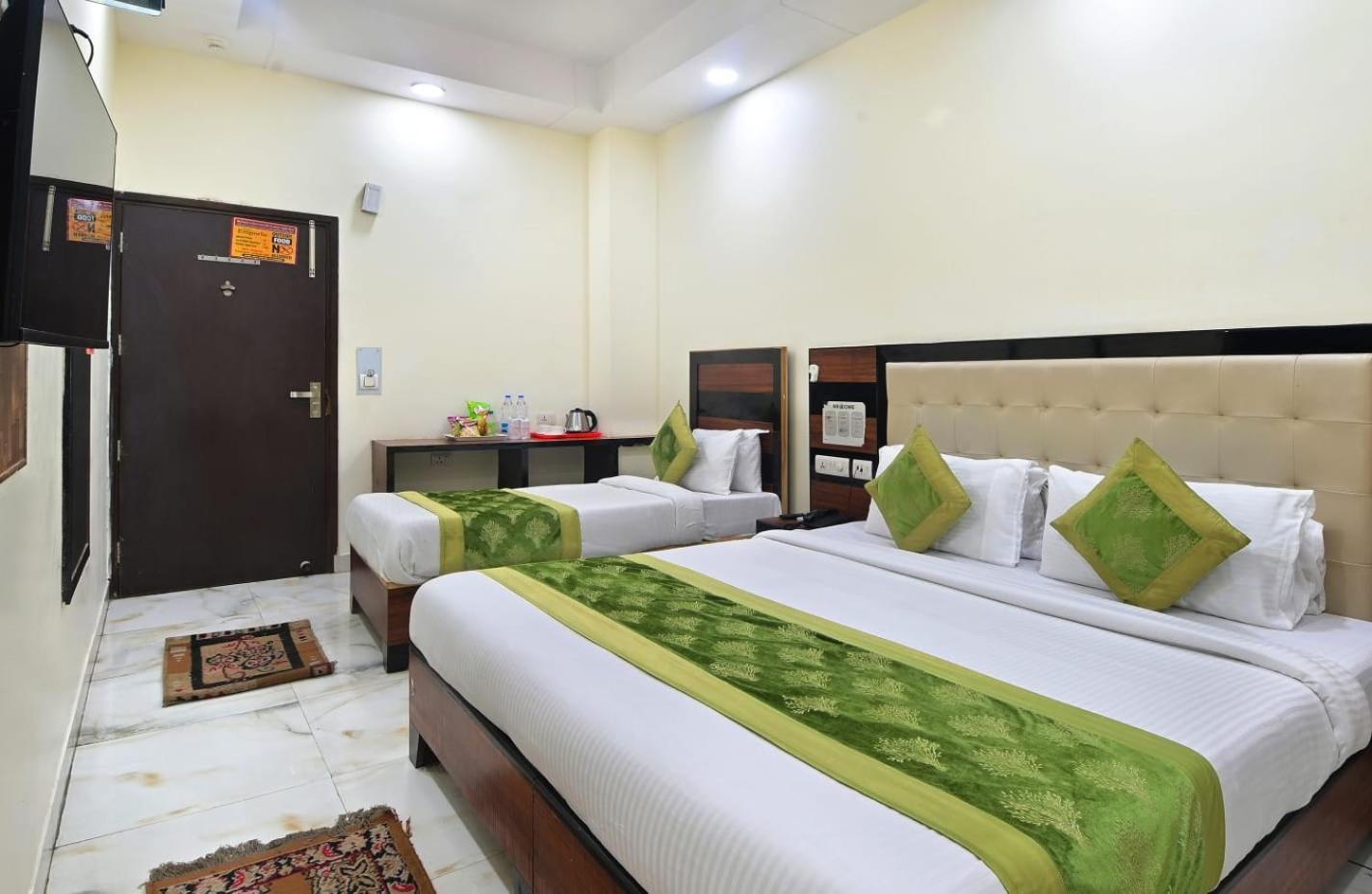 Hotel Emporio View - New Delhi Railway Station - Paharganj المظهر الخارجي الصورة